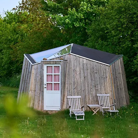 Camønogaarden Et B&b, Kursus Center Og Refugie På østmøn Gjestgiverier 3*