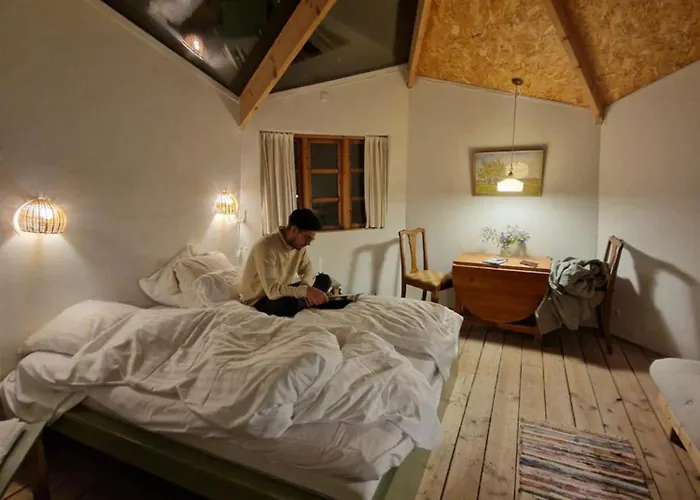 Gæstehus Camønogaarden Et B&b, Kursus Center Og Refugie På østmøn
