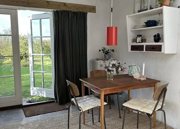 Camønogaarden Et B&b, Kursus Center Og Refugie På østmøn