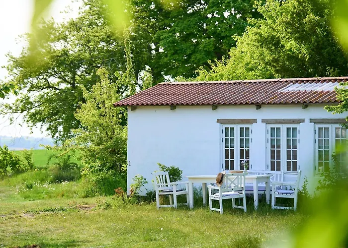 Camønogaarden Et B&b, Kursus Center Og Refugie På østmøn 3* Borre